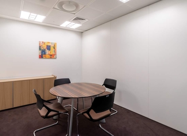 10 m² Business space in Manama, East Tower (%[postal_code]) - 2 | MatchOffice.com