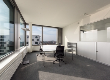 General-Guisan-Strasse 6/8, Business center Zug, 3