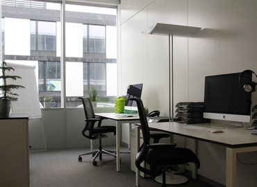 Z. A. La Pièce 1, Business Center Rolle, 2