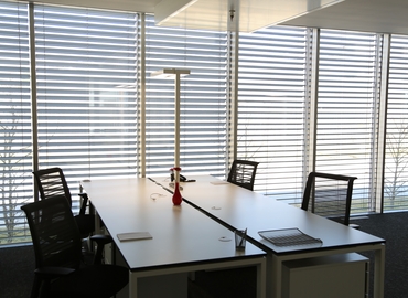 Z. A. La Pièce 1, Business Center Rolle, 11