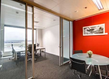 Hotelstrasse 1, Business center Zürich, 2