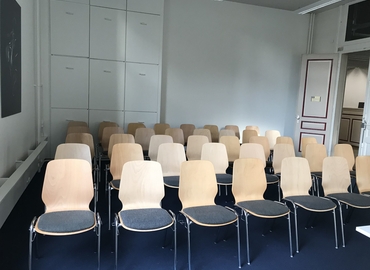 Place Numa-Droz 2, Seminarraum Neuenburg, 0