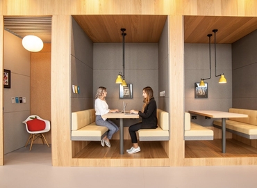 Grosspeteranlage 29, Business center Basel-Stadt, 2
