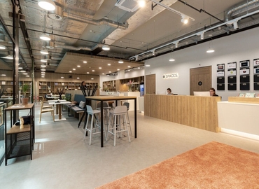 Thurgauerstrasse 101, Business center Zürich, 1