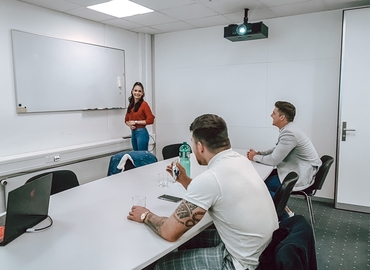 Blegistrasse, Tagungsraum Baar, 6