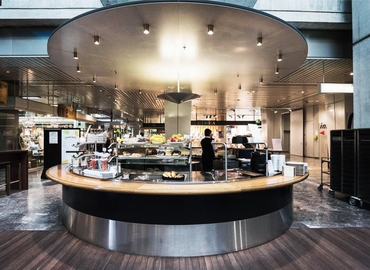 Rent comfortable a 260 m² Coworking space  in Zürich, Thurgauerstrasse 117 (8152) - 5 | MatchOffice