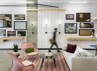 Leutschenbachstrasse 95, Business center Zürich, 8