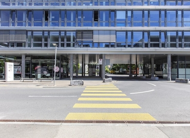 Baarerstrasse 135, Geschäftsadresse Zug, 3