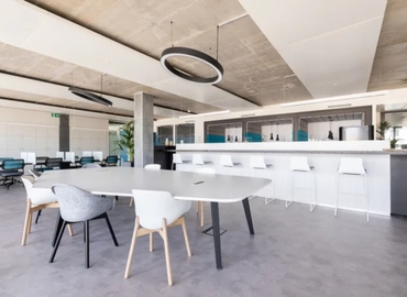 Riedweg 6, Business Center Meggen, 9
