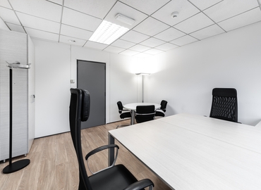 Via Cantonale 4, Business Center Lugano, 28