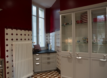 Rue Jeanne de Hocheberg, Tagungsraum Neuenburg, 6