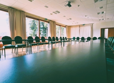 Rue de l'Ehannoun 10, Salle de réunion Crans-Montana