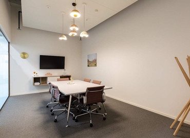 Thurgauerstrasse 101, Business center Wallisellen