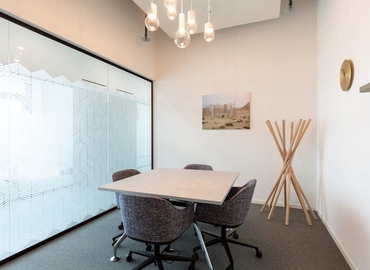 Thurgauerstrasse 101, Business center Wallisellen