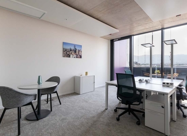 Esplanade de Pont-Rouge 4, Business center Lancy