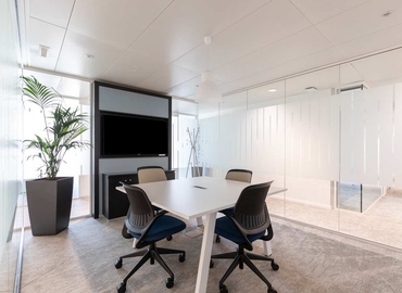 Esplanade de Pont-Rouge 4, Business center Lancy