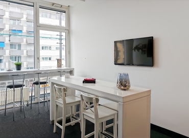 Badenerstrasse 549, Business center Zurich Wipkingen