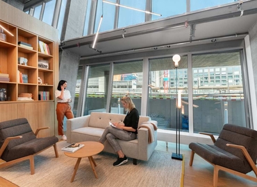 The Circle 6, Business center Wallisellen