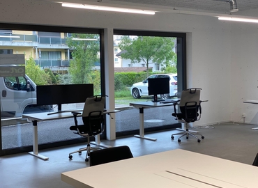 Etzelstrasse 11, Business center Hofe