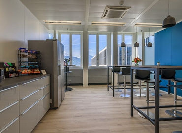 Landis + Gyr-Strasse 1, Business center Zug, 3