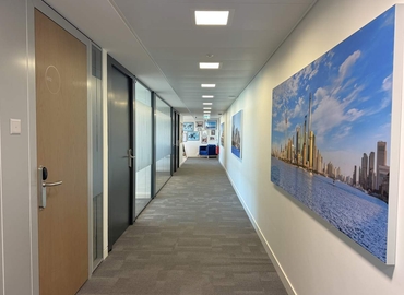 Rue du Pré-de-la-Bichette 1, Business center Genève, 9