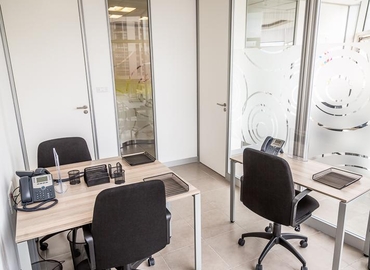 90 m² Shared office  in Abidjan, Business Center Building (%[postal_code]) - 3 | MatchOffice.com