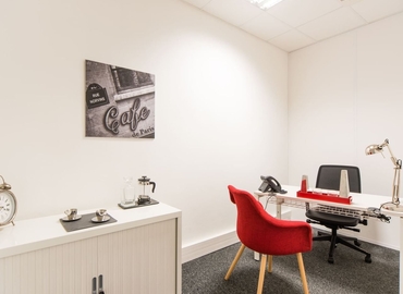 100 m² Coworking  in Abidjan, Boulevard de la Republique (%[postal_code]) - 2 | MatchOffice
