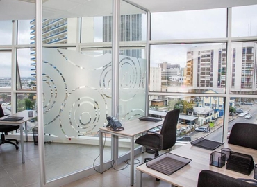 100 m² Conference room in Abidjan, Business Center Building (%[postal_code]) - 1 | MatchOffice