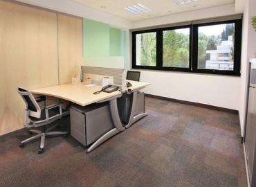 100 m² Coworking  in Nicosia, 81-83 Grivas Digenis Ave (1090) - 4 | MatchOffice