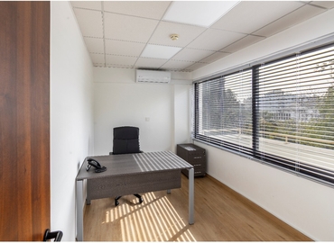 25 m² Business space in Nicosia, Iasonos 1 (1082) - 12 | MatchOffice