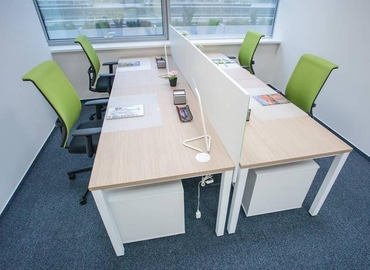 100 m² Shared workspace  in Prague, Vinohradská 2828/151 (130 00) - 3 | MatchOffice.com