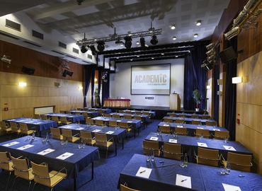 Rent a 160 m² Conference center in Prague, Tyršovo náměstí 2222 (252 63) - 0 | MatchOffice