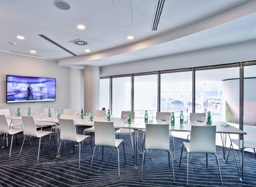 50 m² Conference center in Prague, Jiráskovo náměstí 6 (120 00) - 1 | MatchOffice