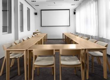 38 m² Conference room in Prague, Plzeňská (150 00) - 8 | MatchOffice