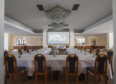 420 m² Meeting room in Karlovy Vary, BRISTOL GROUP  s.r.o. (360 01) - 4 | MatchOffice.com