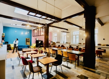 250 m² Coworking space  in Prague, Blanická (120 00) - 8 | MatchOffice.com