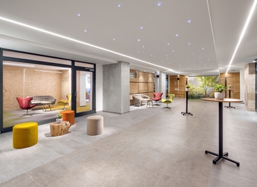 335 m² Conference room in Prague, Bečvářova 14 (100 00) - 3 | MatchOffice