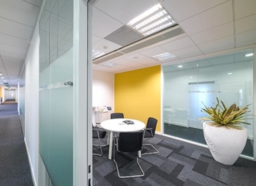 110 m² Business space in Prague, Rohanské nábřeží 23 (186 00) - 9 | MatchOffice.com