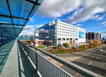 100 m² Convention center in Prague, Aviatická 1092/8 (161 00) - 1 | MatchOffice.com