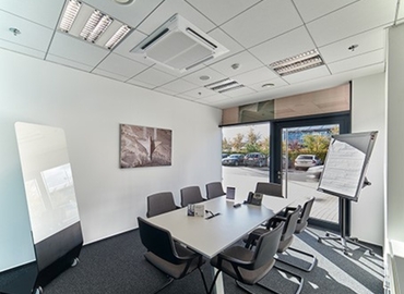 50 m² Coworking  in Prague, Aviatická 1092/8 (161 00) - 11 | MatchOffice