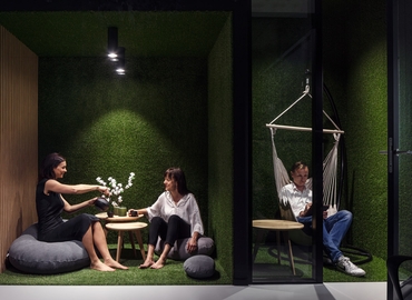 100 m² Coworking  in Prague, V Parku 2308 (148 00) - 13 | MatchOffice.com