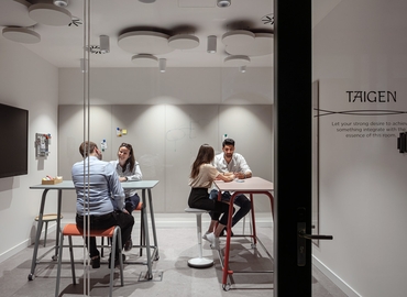 100 m² Coworking space  in Prague, Evropská 11/2758 (160 00) - 19 | MatchOffice