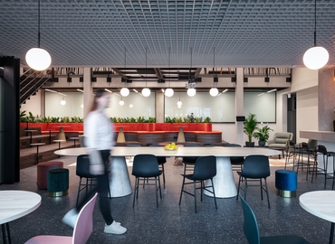 2980 m² Coworking space  in Prague, Na Strži 2102 (140 00) - 1 | MatchOffice