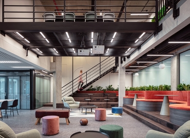 2980 m² Coworking space  in Prague, Na Strži 2102 (140 00) - 3 | MatchOffice