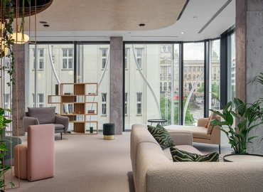 2580 m² Shared workspace  in Prague, Václavské náměstí 47 (110 00) - 1 | MatchOffice.com