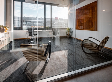 500 m² Shared workspace  in Prague, Siemensova 2717 (155 00) - 6 | MatchOffice.com