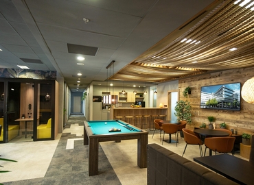 200 m² Coworking  in Prague, Karla Engliše 3201/6 (150 00) - 2 | MatchOffice