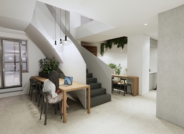 1850 m² Business center in Prague, Vinohradská 2828 (130 00) - 10 | MatchOffice.com