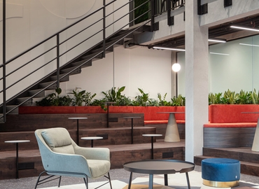 2980 m² Business park in Prague, Na Strži 2102/61a (140 00) - 1 | MatchOffice
