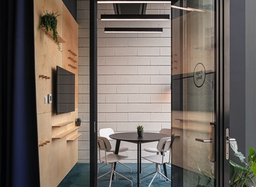 Virtual office in Prague, Pernerova 39 (186 00) - 18 | MatchOffice.com